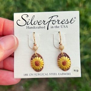Silver Forest Sunflower 🌻 Drop Earrings NWT
